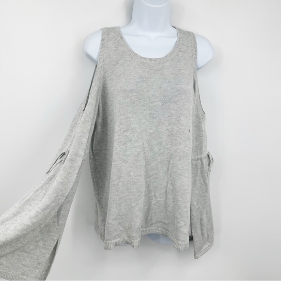 American Eagle Outfitters Gray Cold Shoulder Sweater Bell Sleeve Size Large Boho - Picture 1 of 9